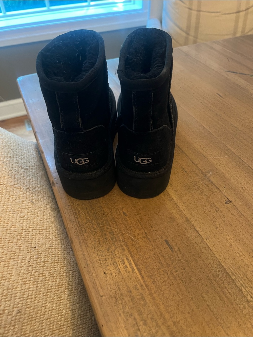 Girl Platform UGG Black Short Suede Shearling Booties